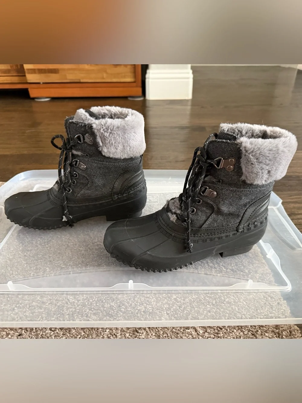 Tommy Hilfiger Black Winter Rain Boots with Gray Faux Fur Cuff